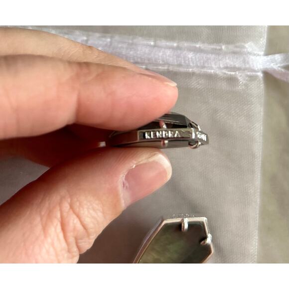 Kendra Scott Carla Silver & Grey Green Watercolor Stone Drop Earrings - Picture 3 of 5